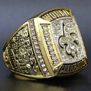 New Orleans Saints Championship Ring... Fast shipped from USA